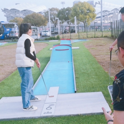 清明小長假，迷你高球運動熱潮席卷昆山市體育館，體驗人員爆滿！